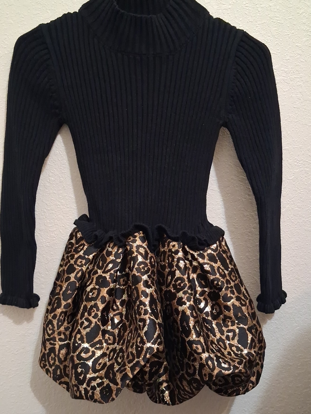 Rachel Zoe Girls Black Ribbed Long Sleeve Knit Top Cheetah Bubble Skirk-Dress(M)
